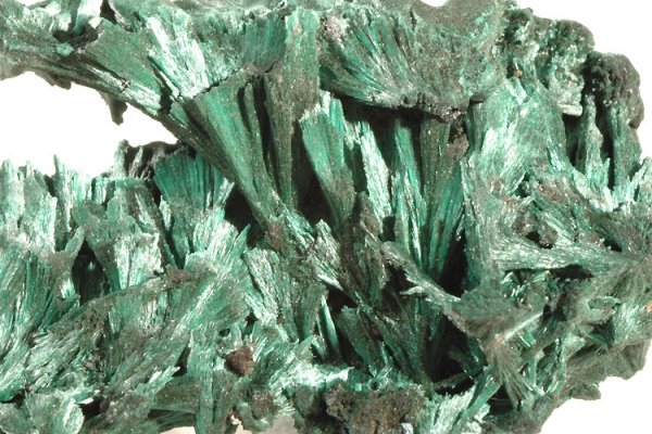 Malachite fibreuse, soyeuse et brillante-  Lubumbashi - Rep. Dem. du Congo